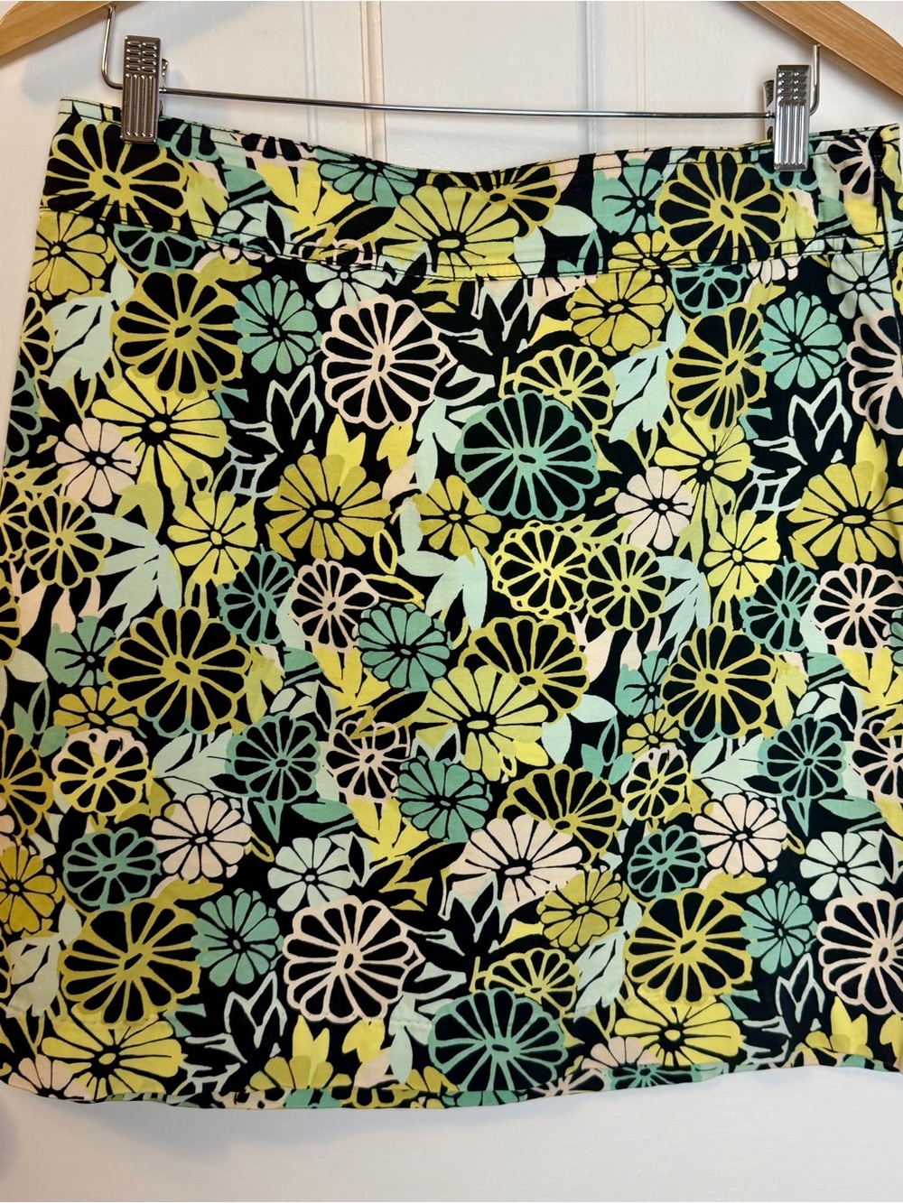 Geoffrey Beene Sport Women’s Floral Cotton Mini Skirt, Size 10 - Picture 2 of 4